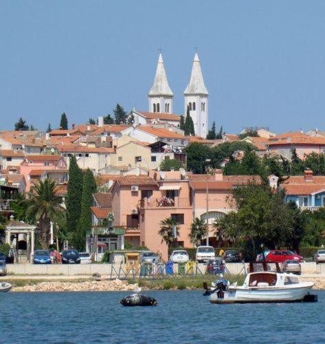 Old Town Apartment Μεντουλίν Εξωτερικό φωτογραφία